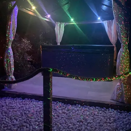 Luxury tent La Bulle Des Coucous Saint-Hilaire-de-Riez